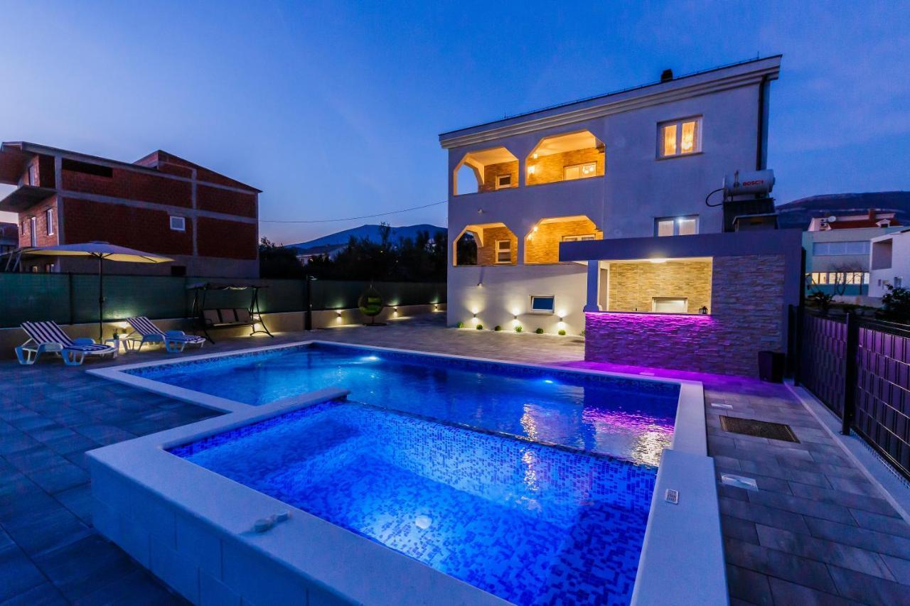 Villa Lamarin Каштела Экстерьер фото