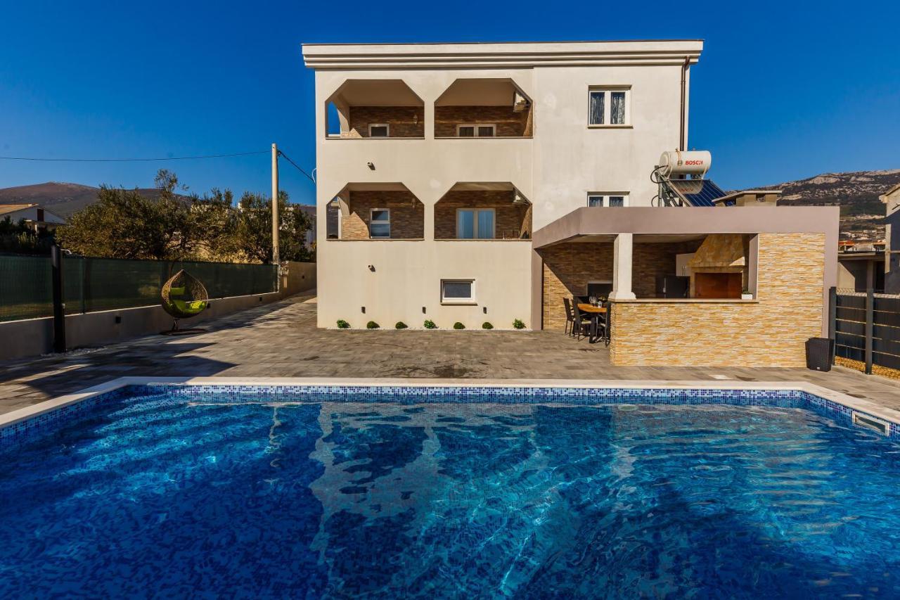 Villa Lamarin Каштела Экстерьер фото
