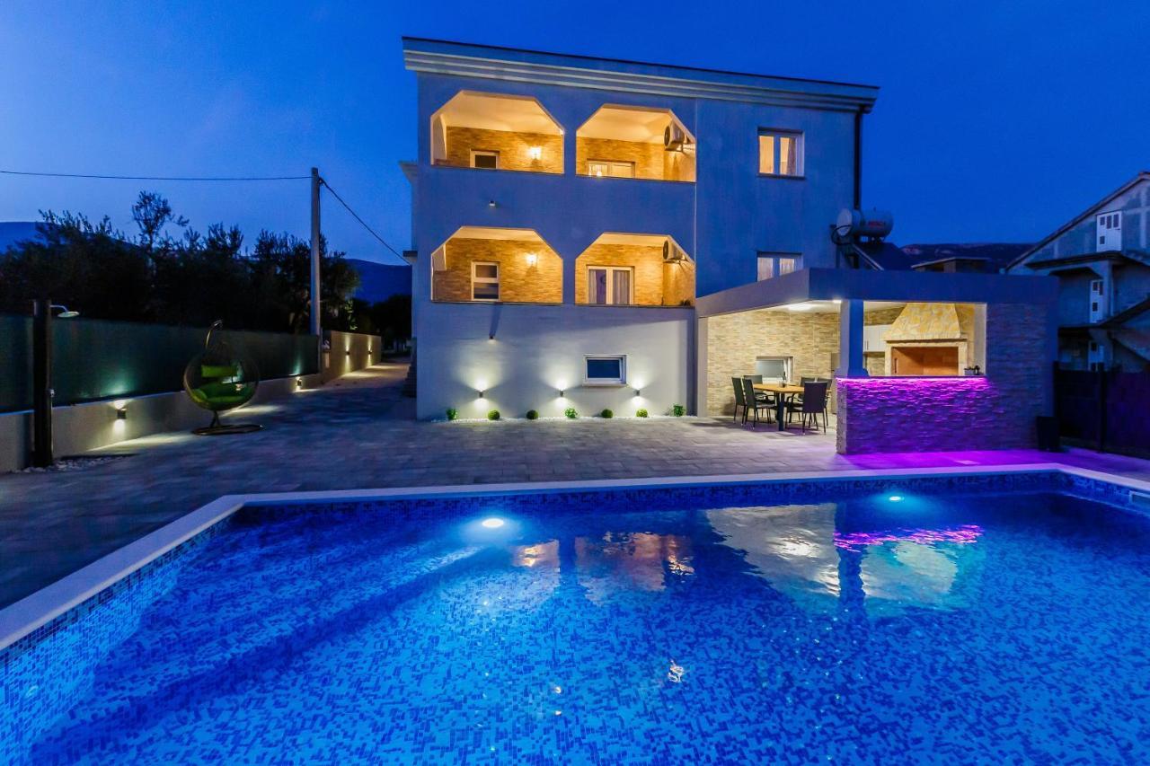 Villa Lamarin Каштела Экстерьер фото
