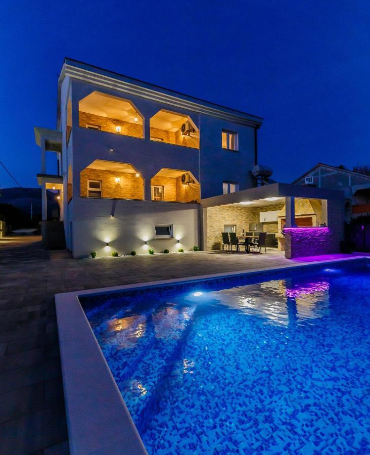Villa Lamarin Каштела Экстерьер фото
